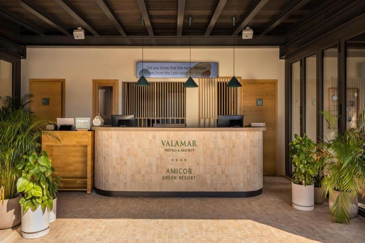 Trim Sunny Apartments By Valamar Стари Град Экстерьер фото